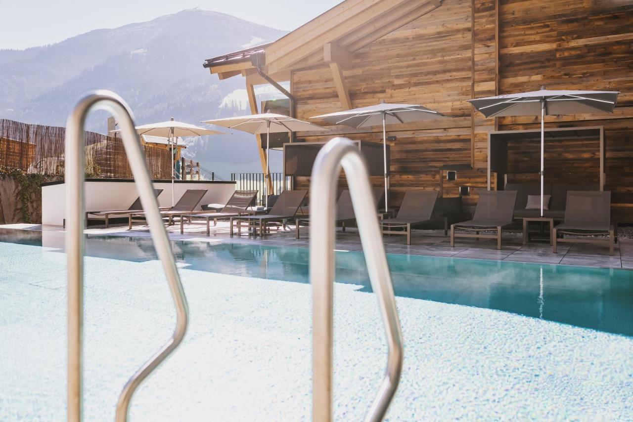 Glemm By Avenida Superior Hotel & Residences Saalbach-Hinterglemm Ngoại thất bức ảnh