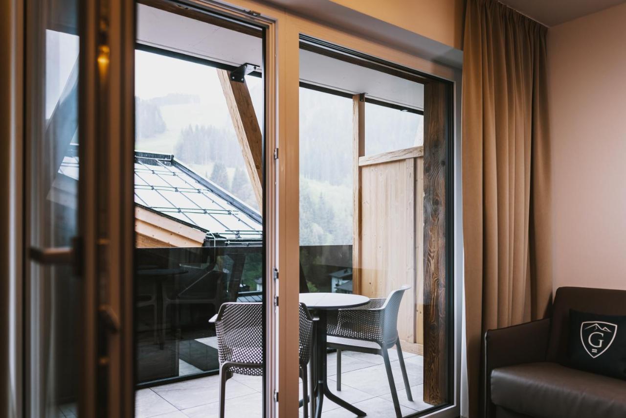 Glemm By Avenida Superior Hotel & Residences Saalbach-Hinterglemm Ngoại thất bức ảnh