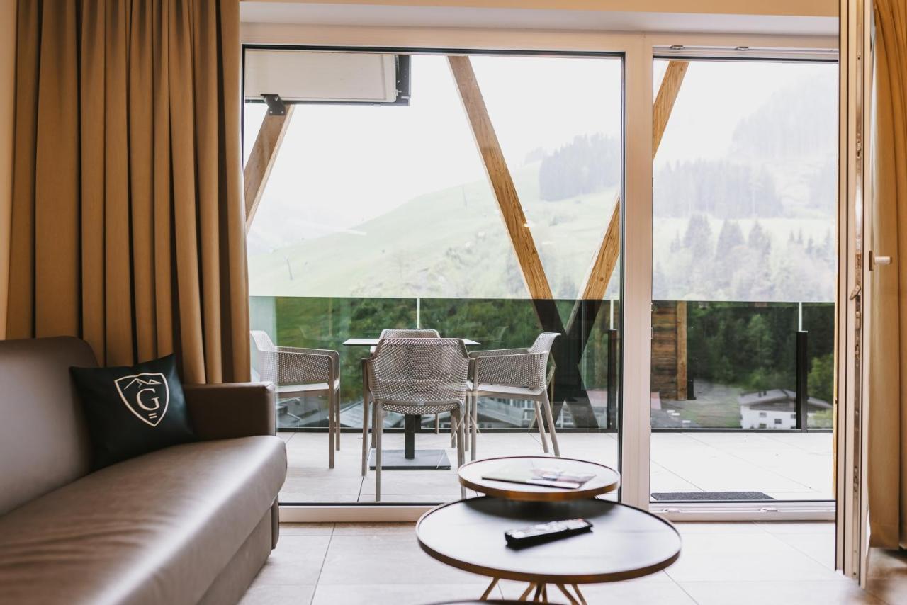Glemm By Avenida Superior Hotel & Residences Saalbach-Hinterglemm Ngoại thất bức ảnh