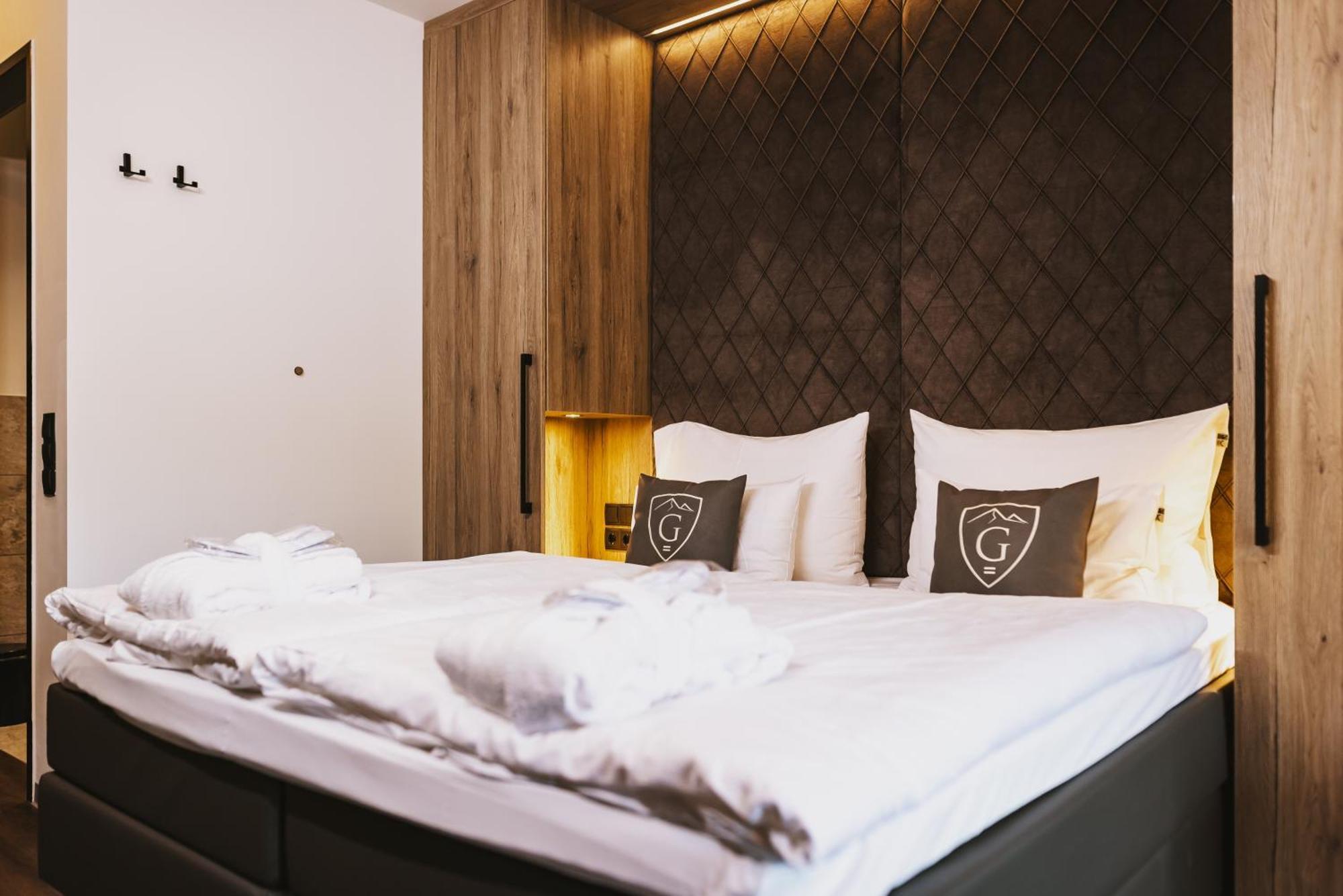Glemm By Avenida Superior Hotel & Residences Saalbach-Hinterglemm Phòng bức ảnh